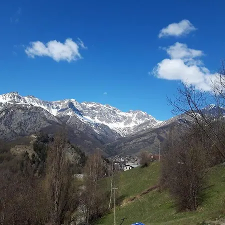 La Maison. La Roccia Dello Stambecco