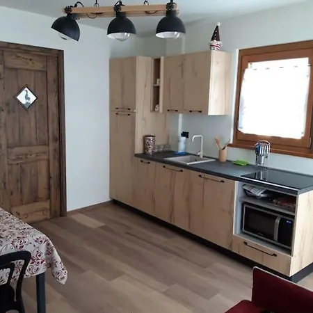 La Maison. La Roccia Dello Stambecco *