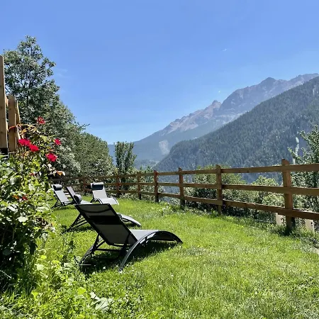 La Maison. La Roccia Dello Stambecco 아파트 *
